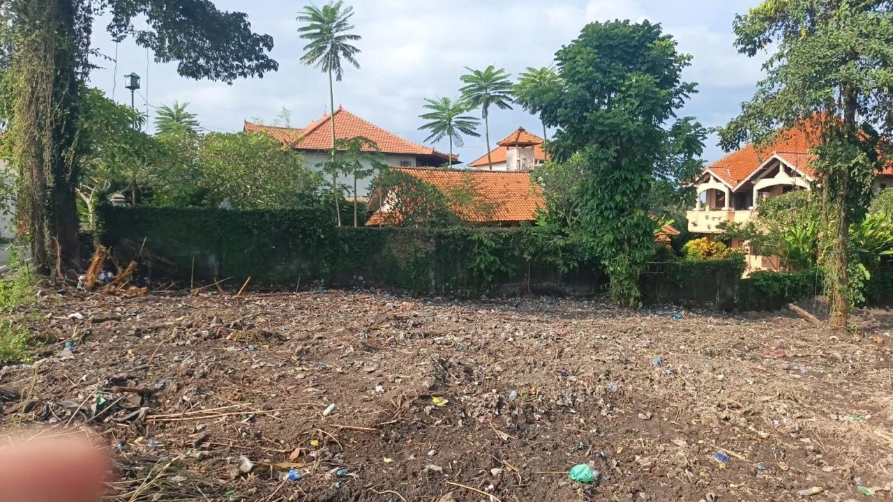 LAND FOR SALE – PRIME TUMBAK BAYUH LOCAT