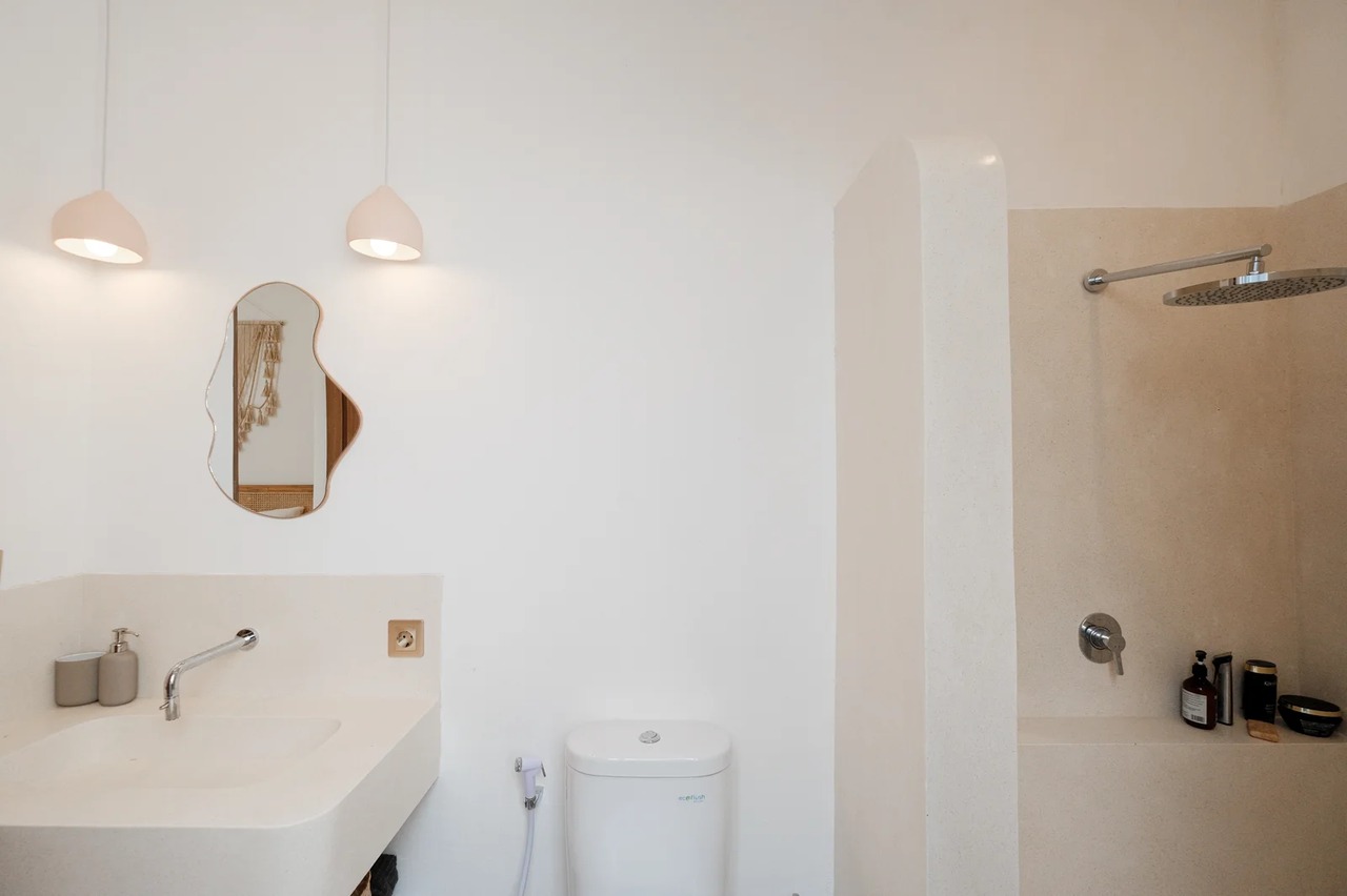 1BR Apartment in Batu Bolong