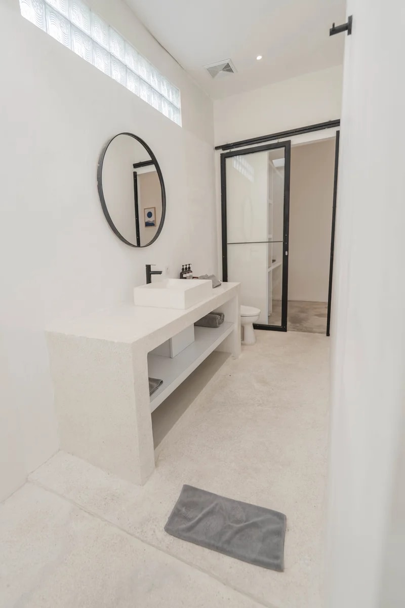 Modern 3BR Villa w/ Office & Pool 