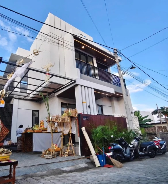DO 463-HOUSE MODERN AT TABANAN