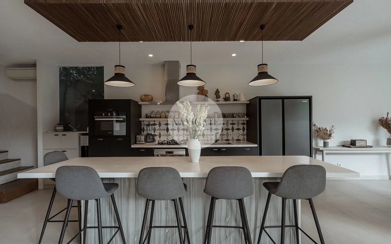 Villa Nina | 5-bedrooms in Berawa,Canggu