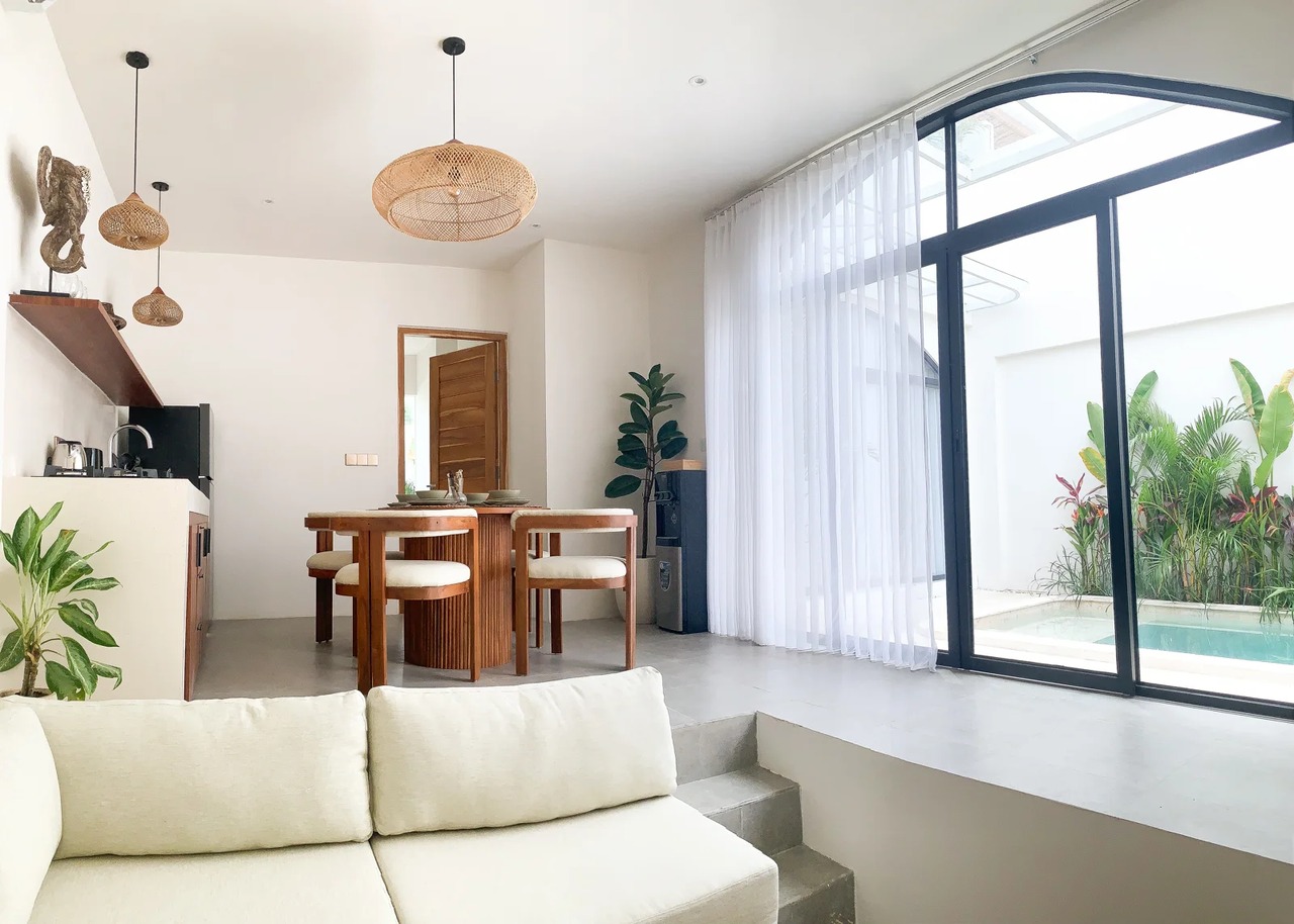 Elegant 2BR Mediterranean Villa w/ Roof