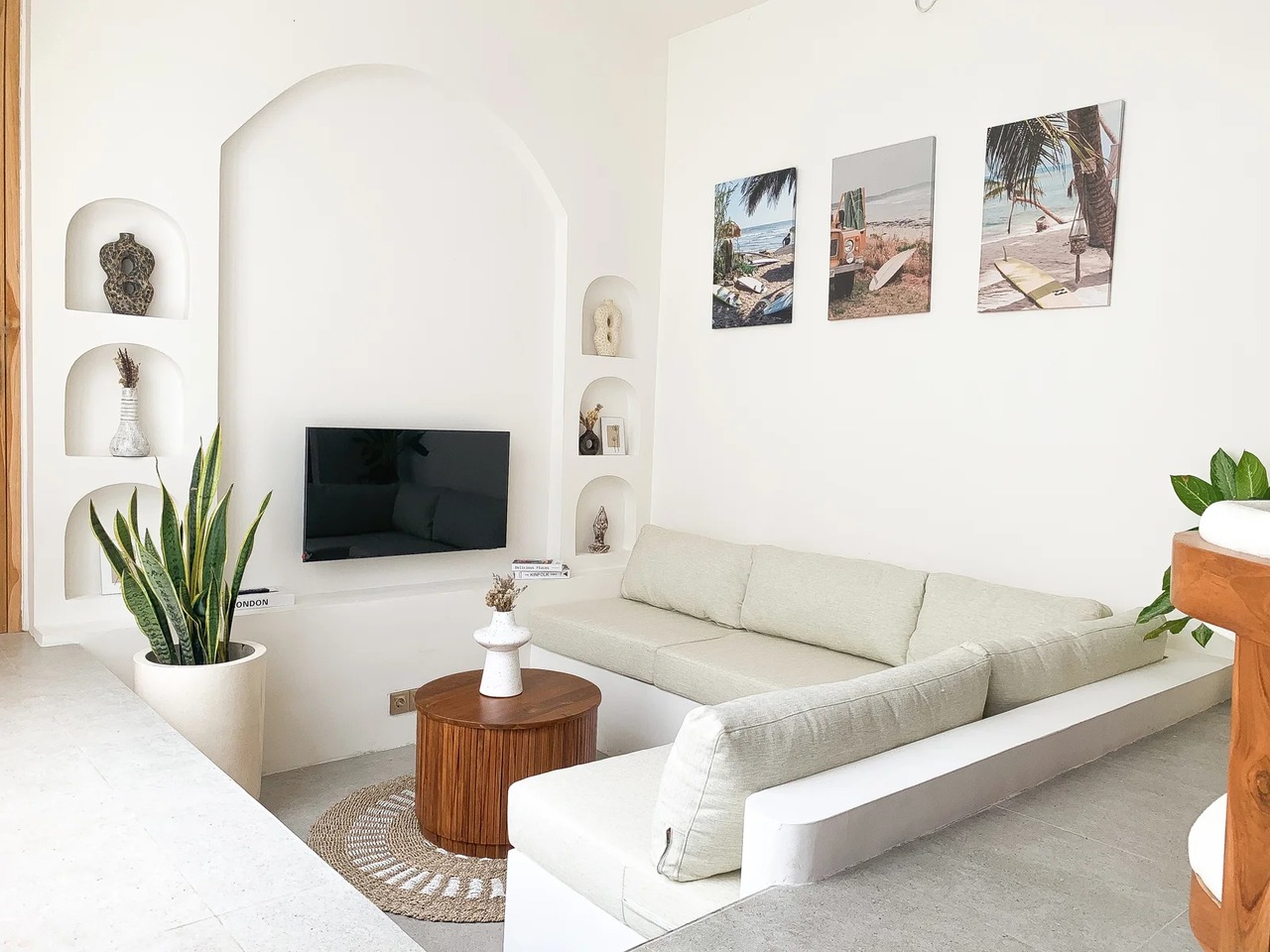 Elegant 2BR Mediterranean Villa w/ Roof