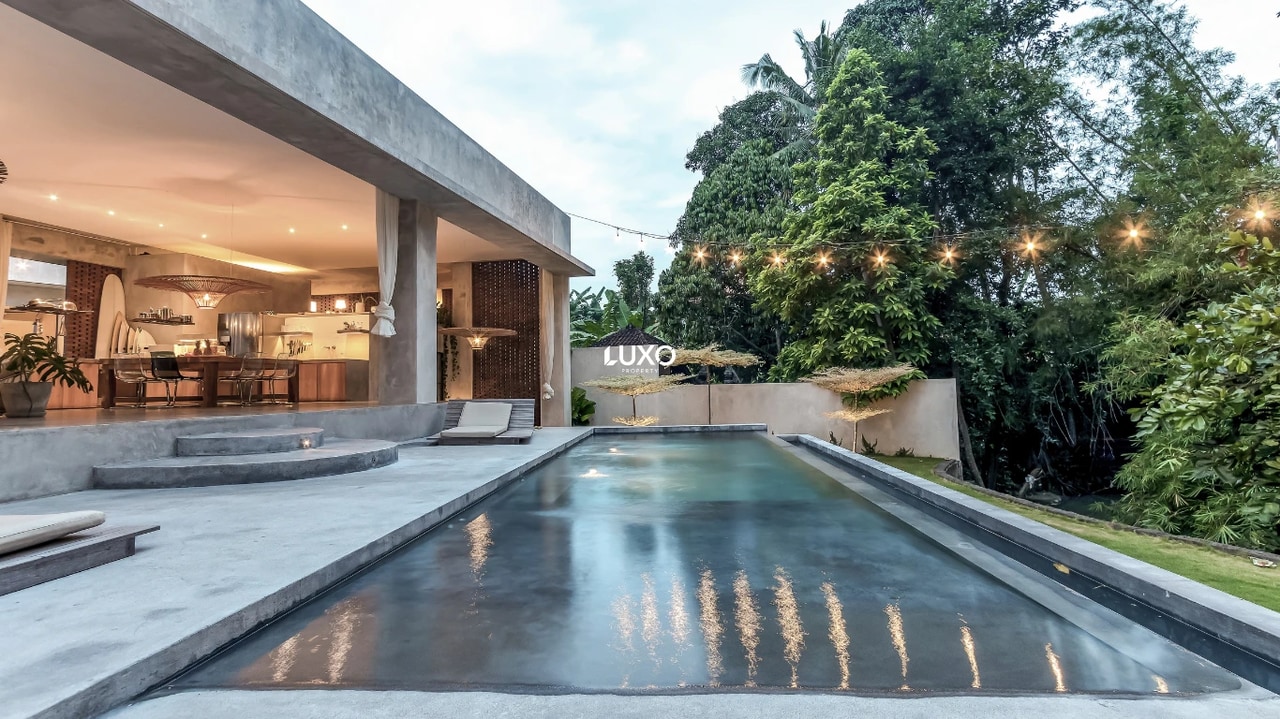 4 Bedrooms Villa in Pererenan
