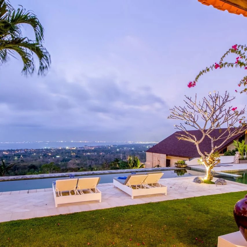 Villa suluban view 