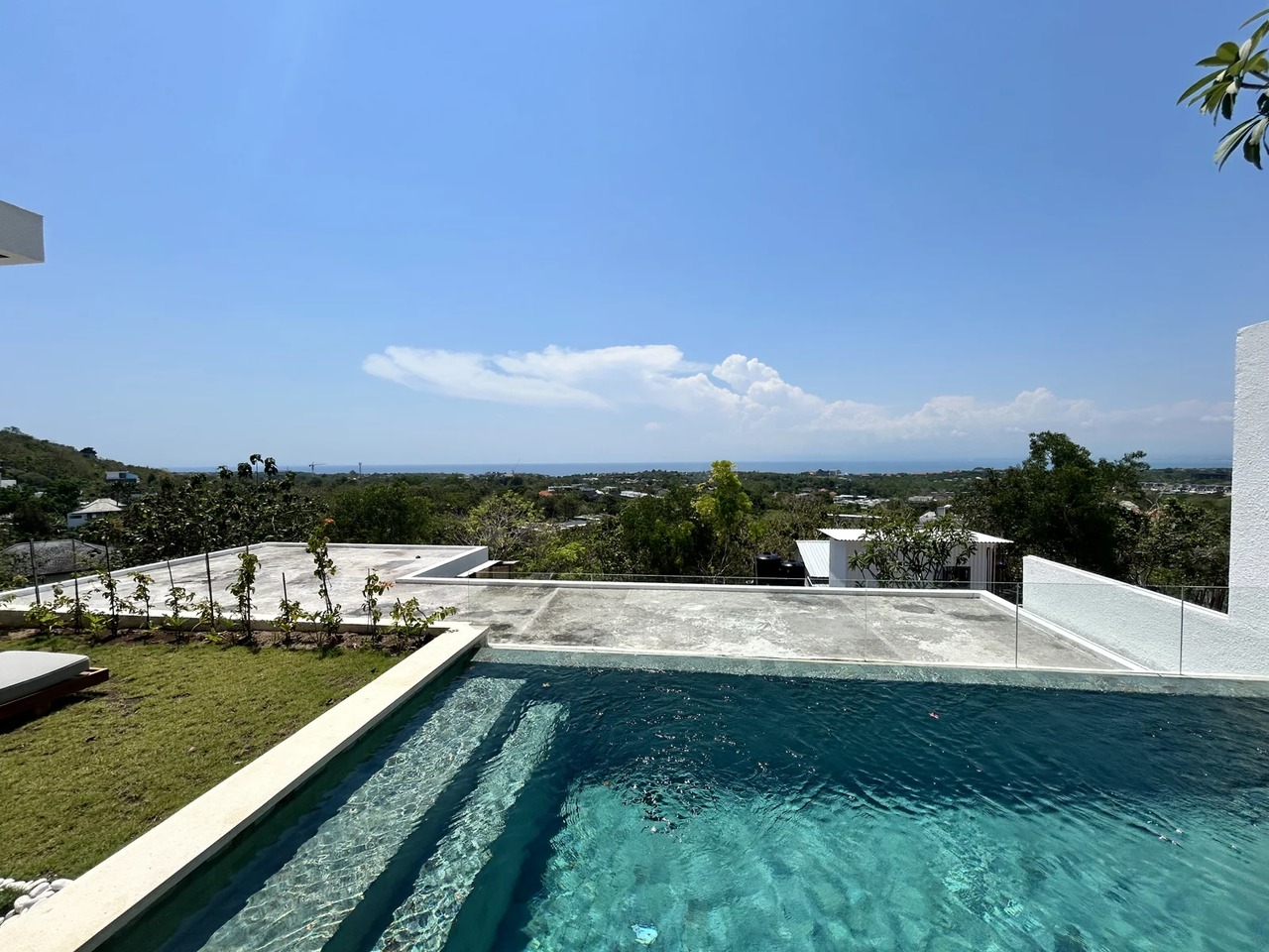 Luxury 2BR Villa w/ Panaramic Ocean View