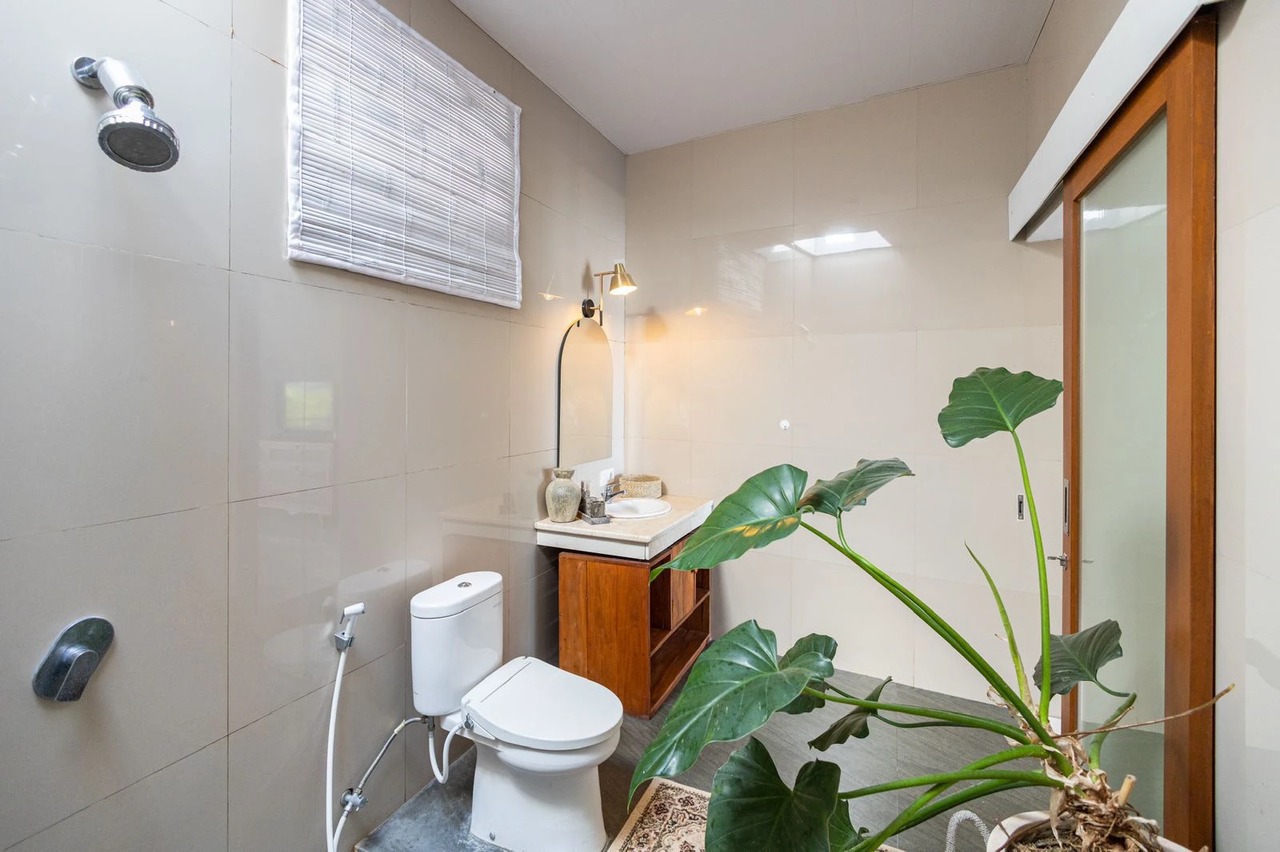 2br villa for Rent annually in Canggu