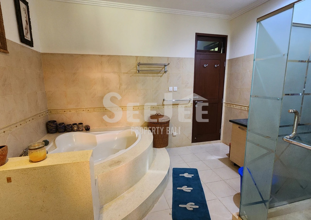 VILLA FREEHOLD IN SABA GIANYAR