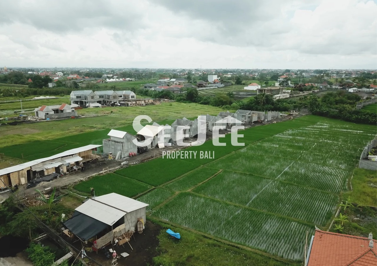 FREEHOLD VILLA IN SESEH