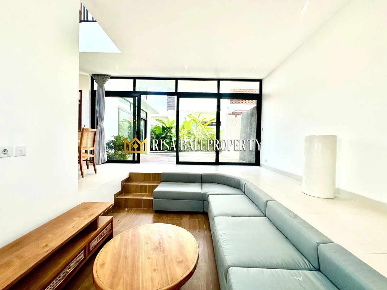 CHARMING 3-BEDROOMS VILLA IN KEDUNGGU