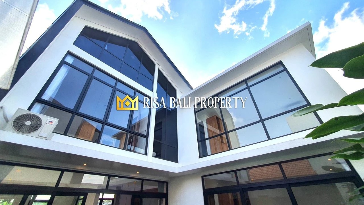 CHARMING 3-BEDROOMS VILLA IN KEDUNGGU