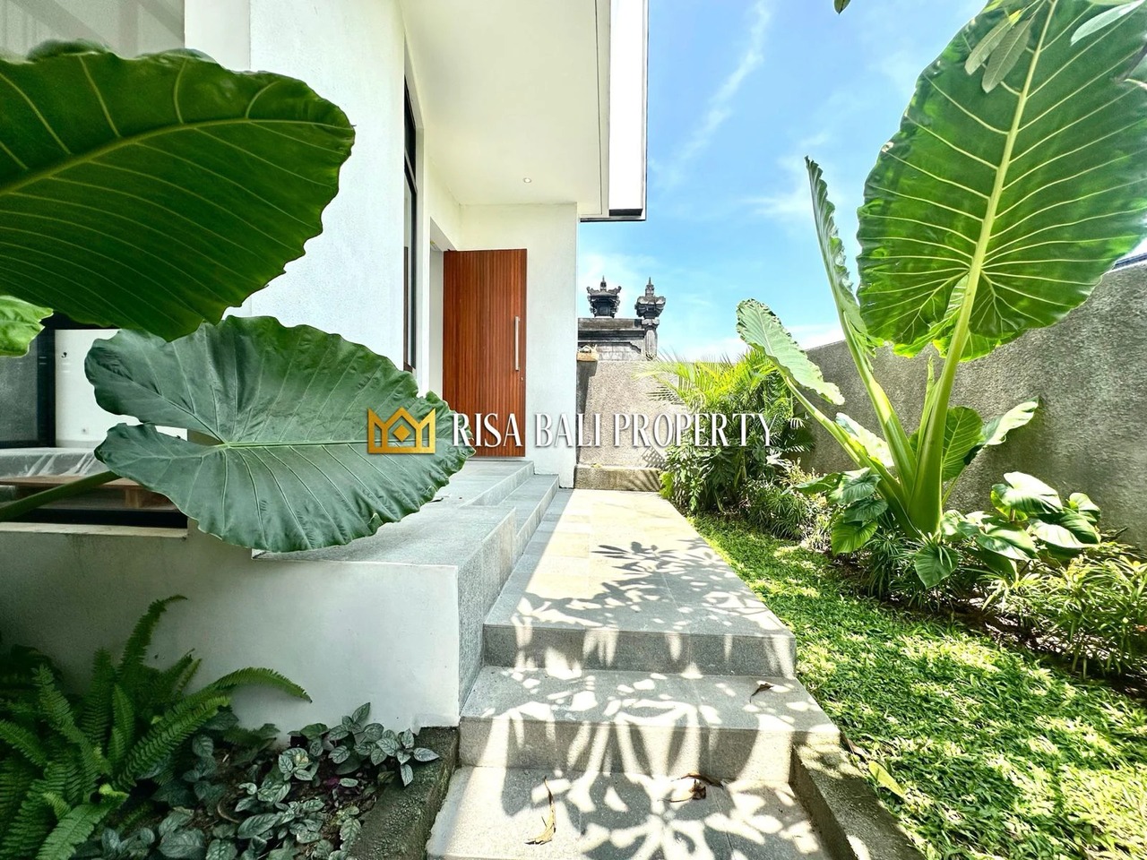 CHARMING 3-BEDROOMS VILLA IN KEDUNGGU