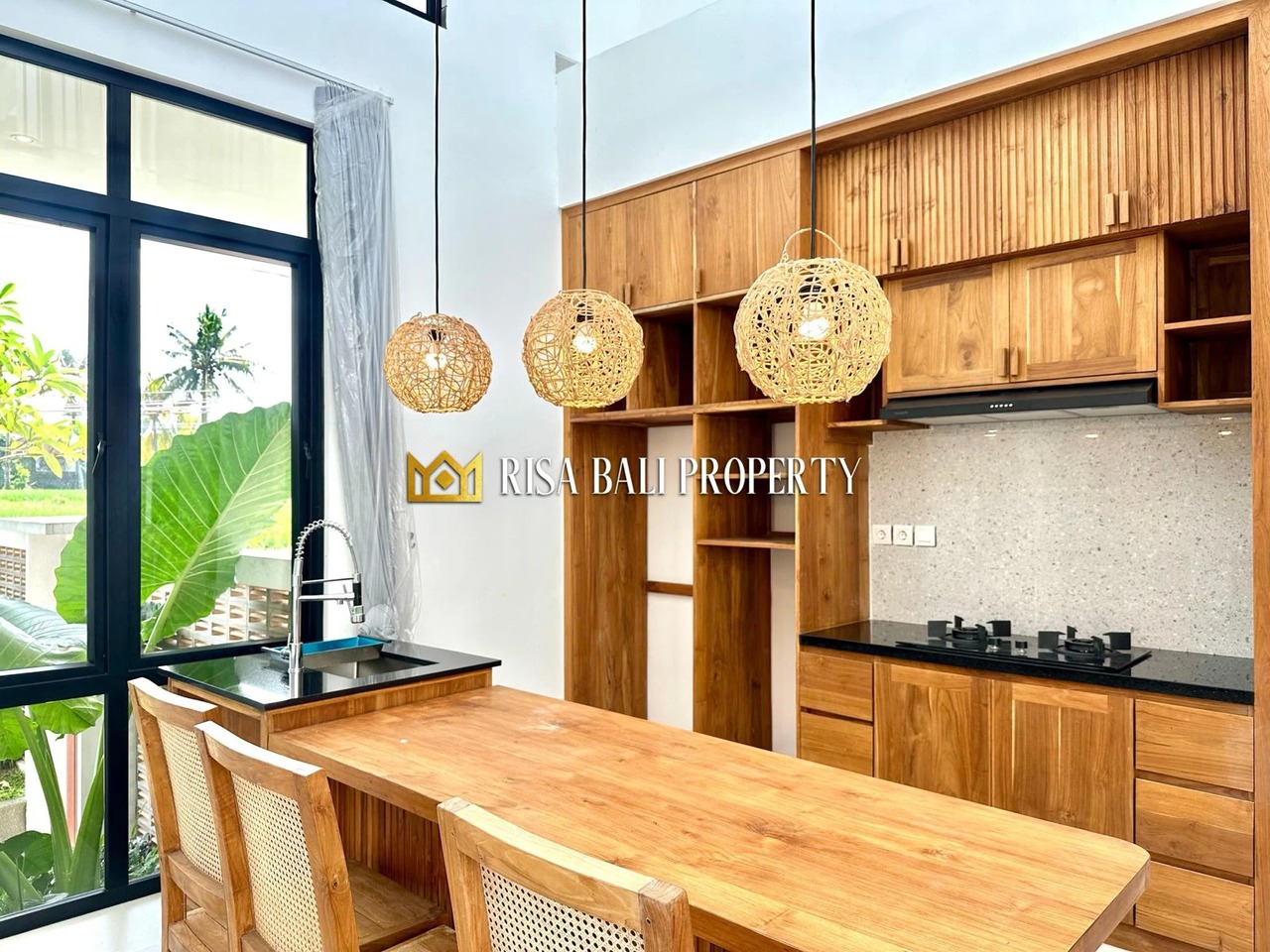 CHARMING 3-BEDROOMS VILLA IN KEDUNGGU