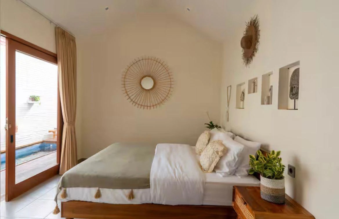 Turnkey 2BR Villa|Next to Omni|High Rent