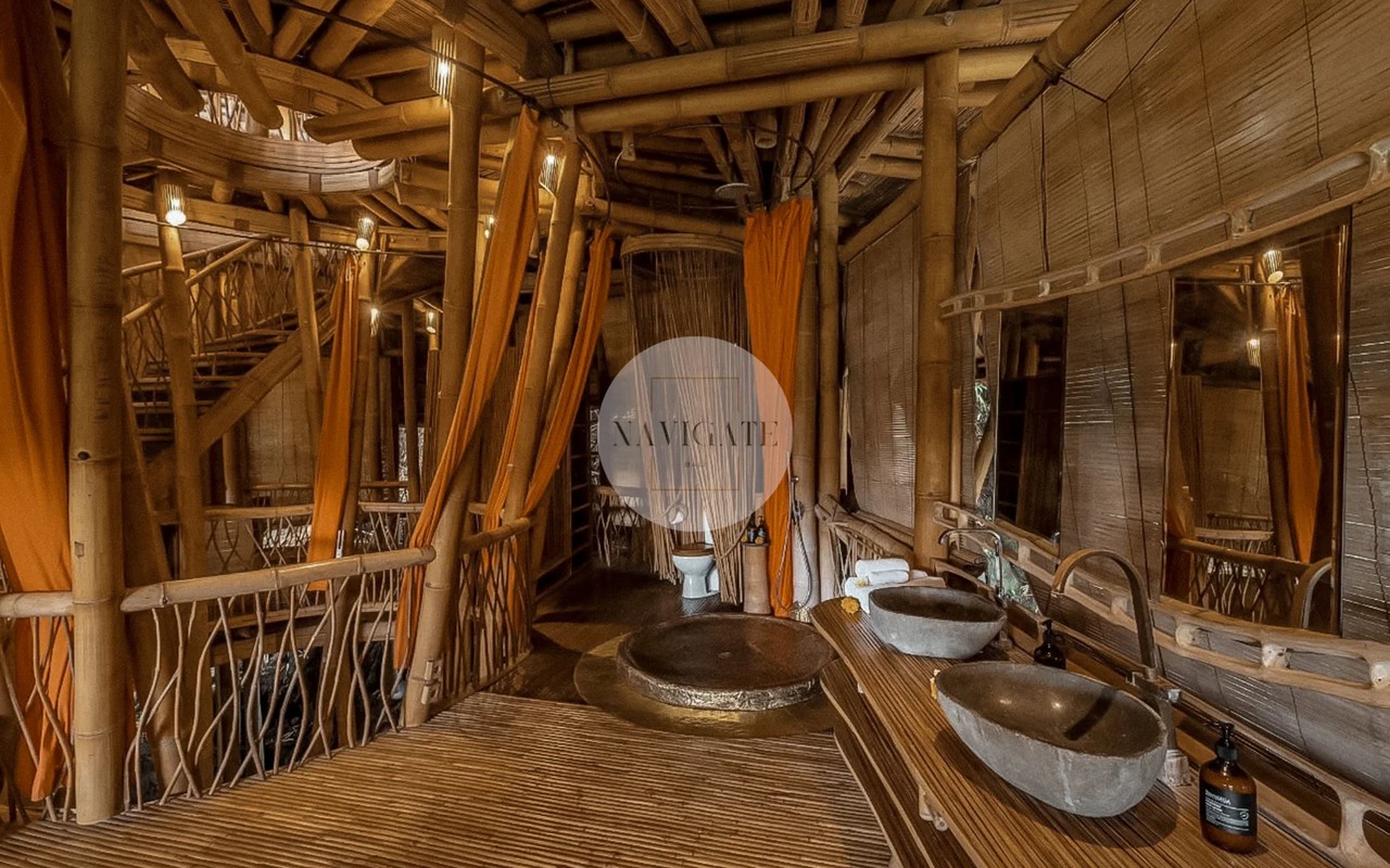 Villa Daun | 3-Br Bamboo River Sibang