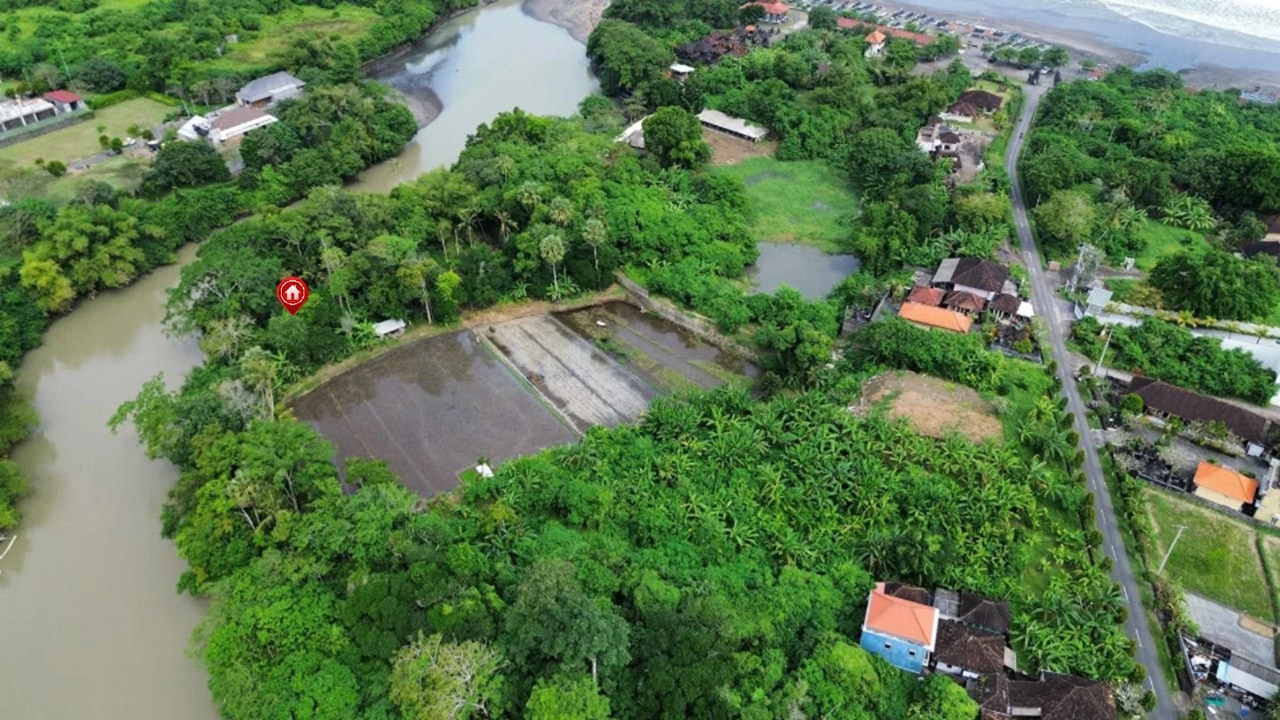 YEH GANGGA, 2,180 m² Riverfront Land