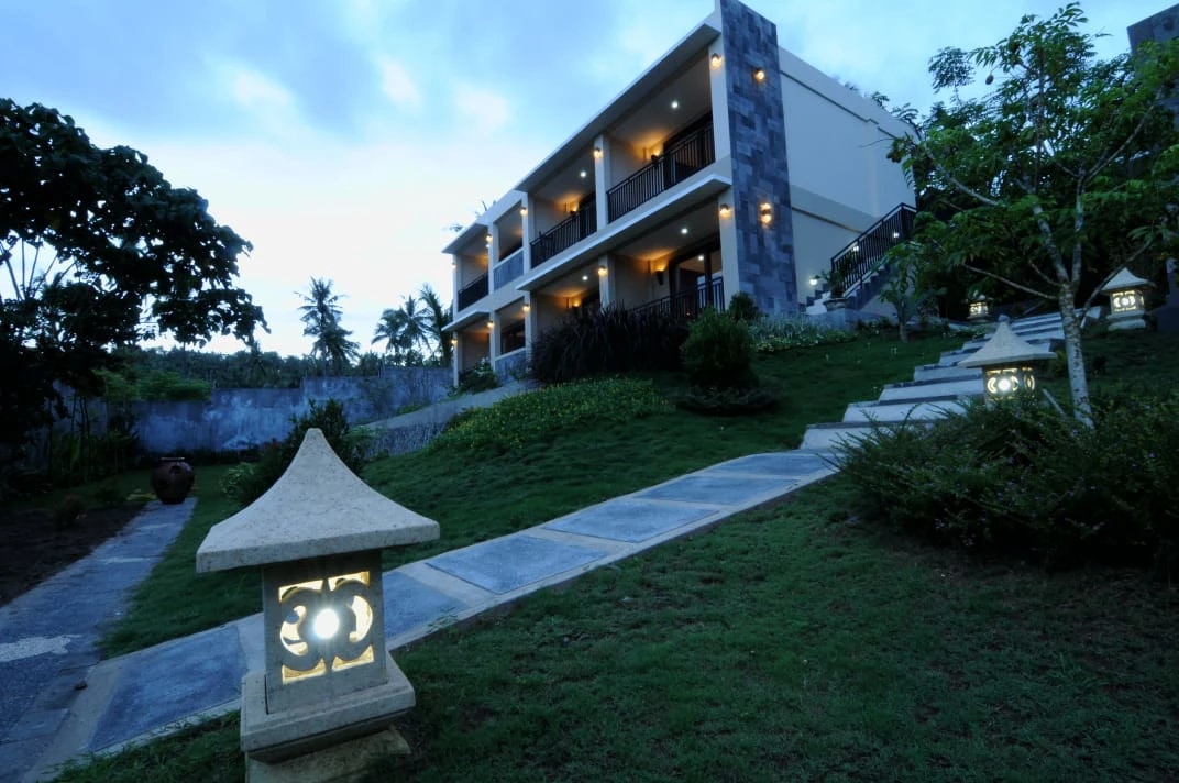 🌴 MELASA HOUSE LOMBOK (10LB1)