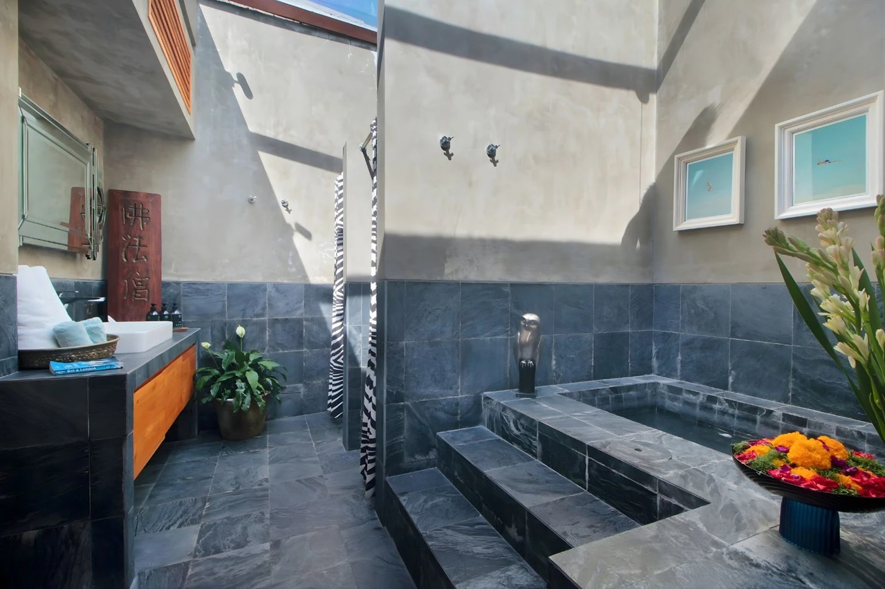 Artistic Luxury Living Villa in Berawa