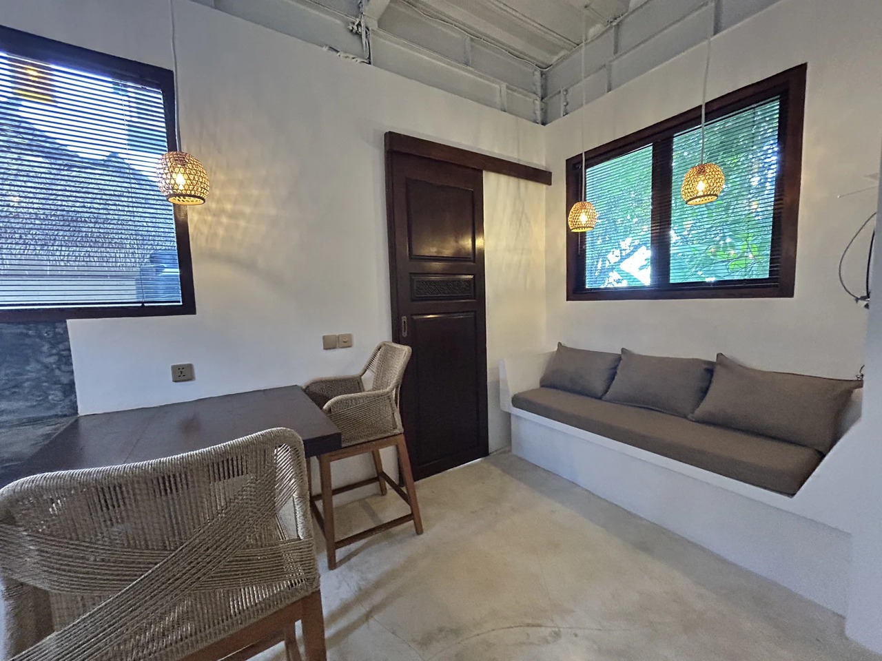 Minimalist Studio Apartment w/ Pool