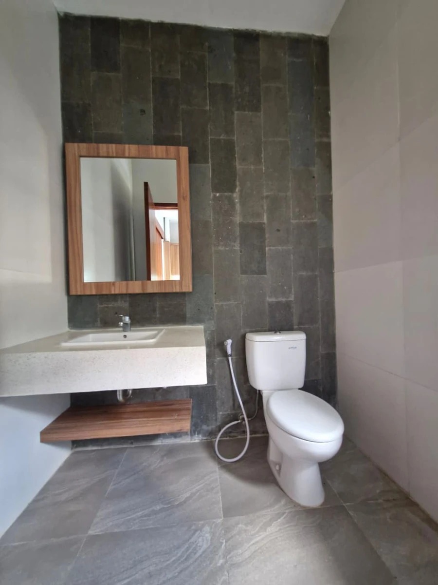 Modern design villa for Rent in parerena