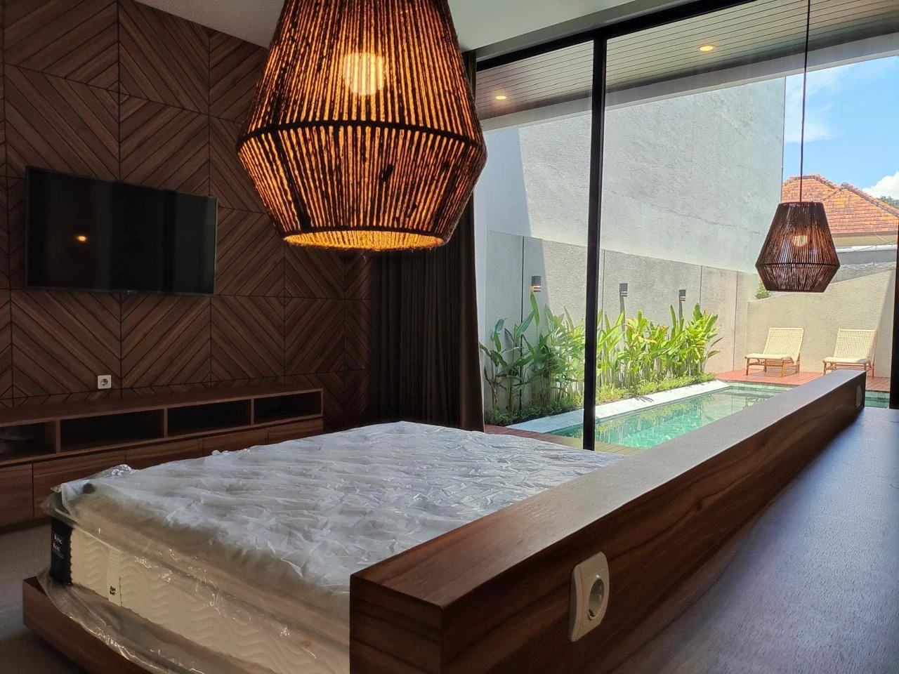 Modern design villa for Rent annually