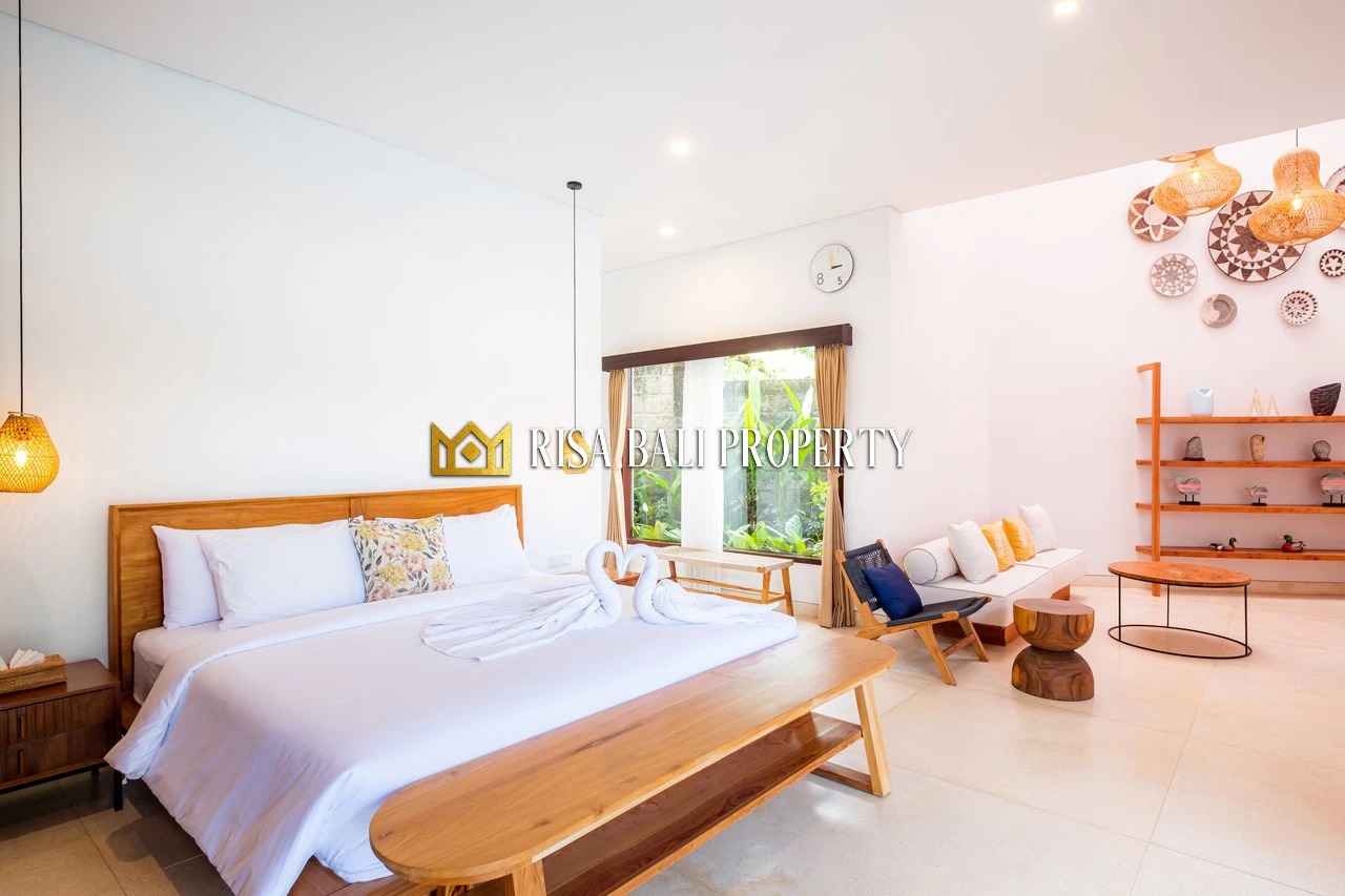 FOR SALE – 6-Bedrooms Luxury Villa in Be