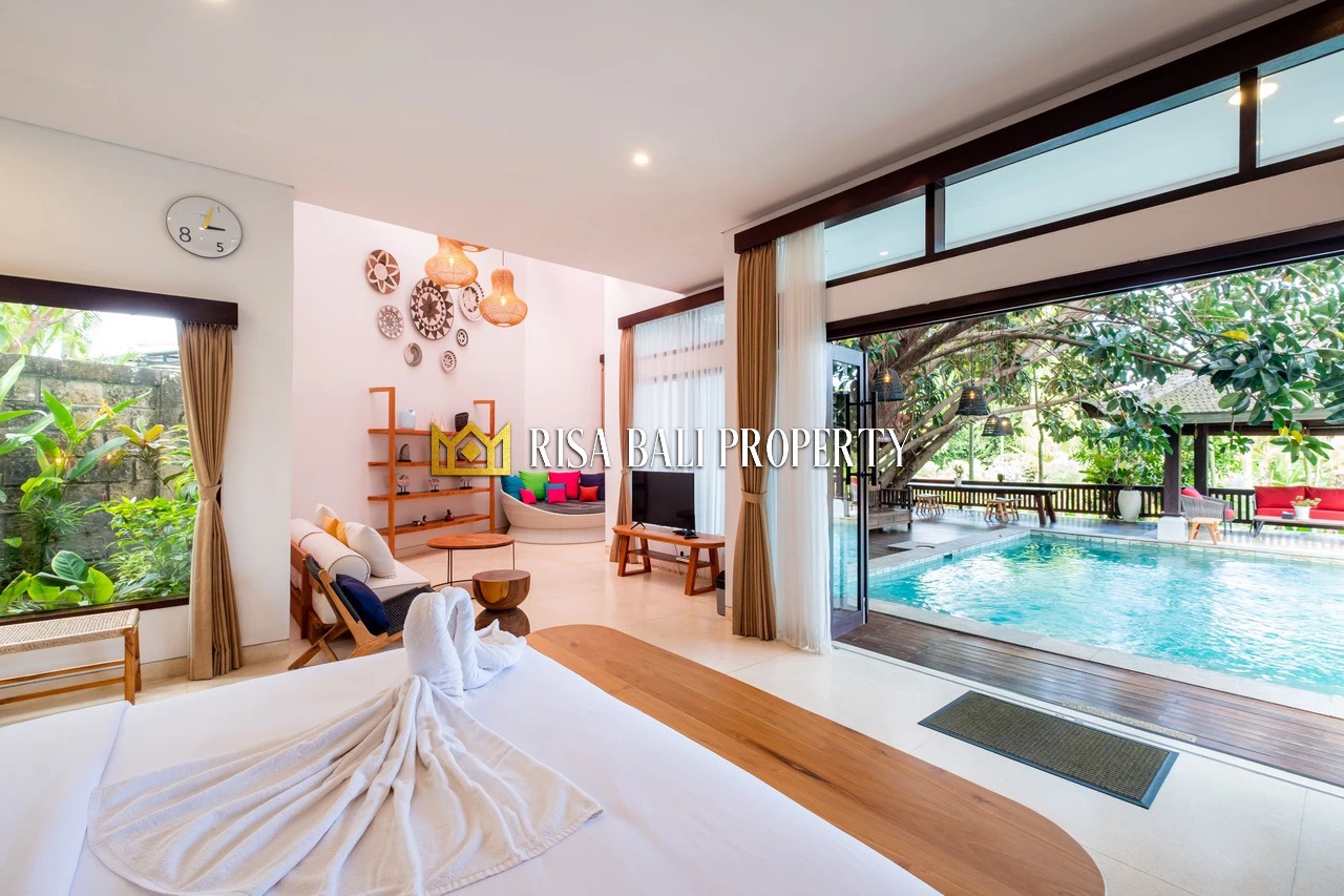 FOR SALE – 6-Bedrooms Luxury Villa in Be