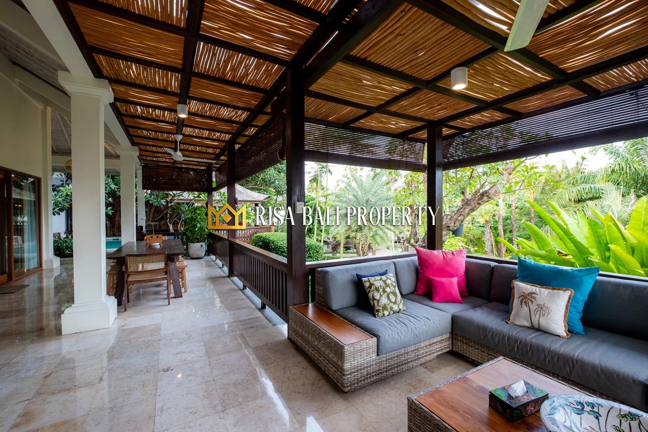 FOR SALE – 6-Bedrooms Luxury Villa in Be