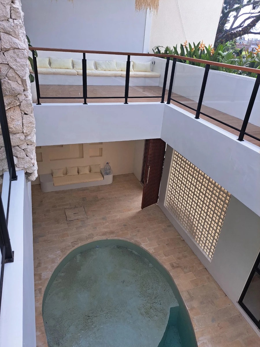 For rent modern design villa in umalas 