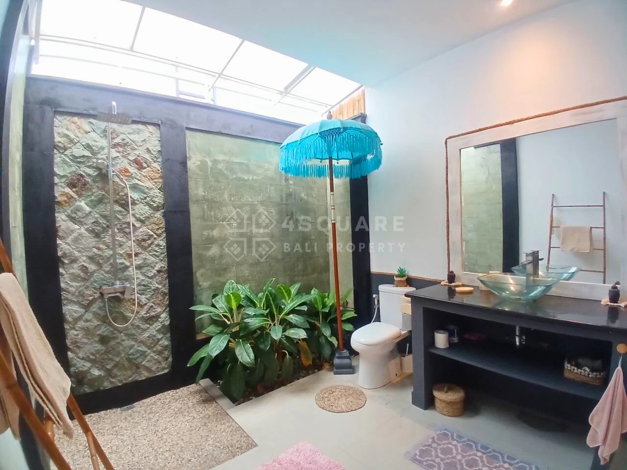 SPACIOUS VILLA 2 BEDROOMS KEROBOKAN