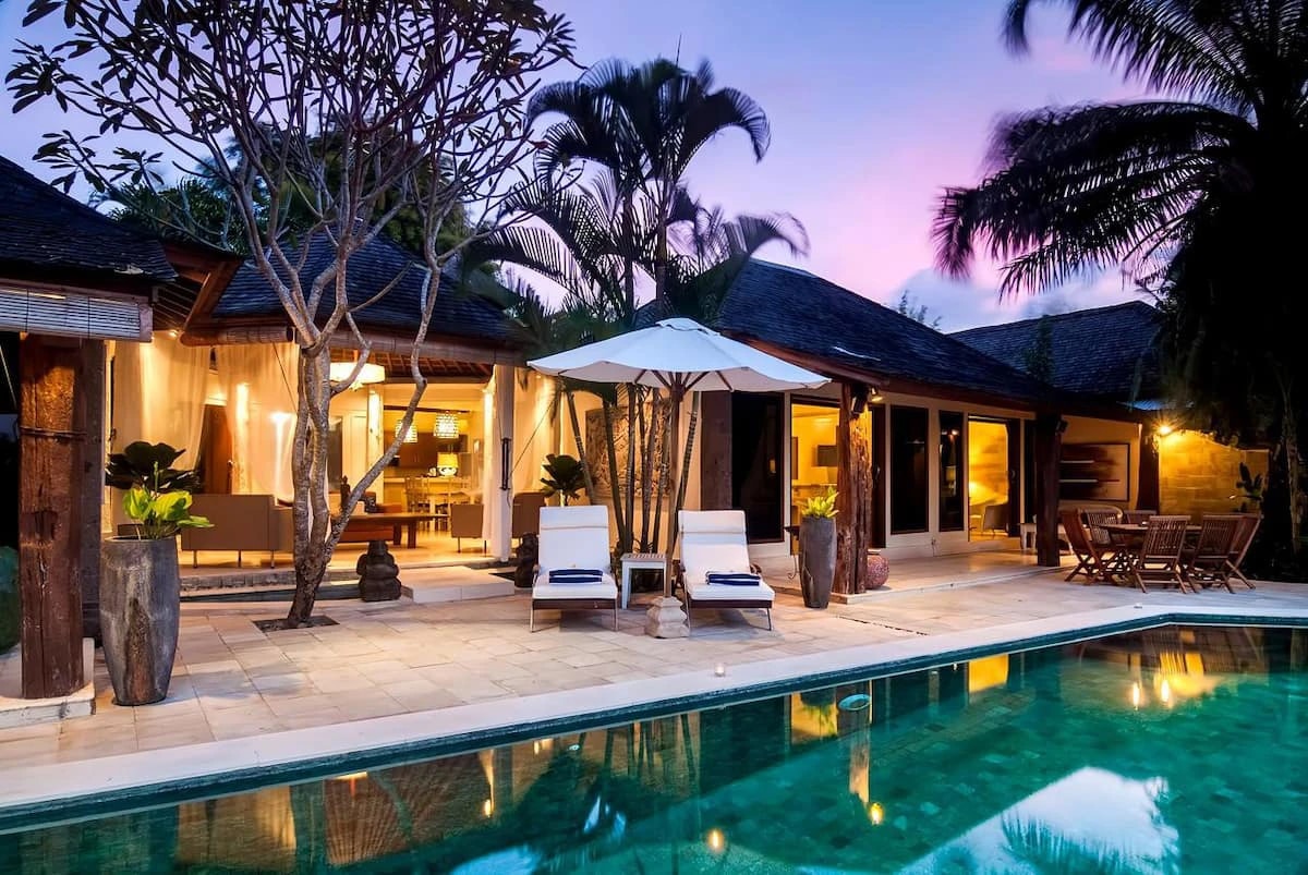 DO 07 - VILLA FOR SALE IN CANGGU BALI