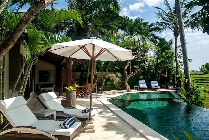 DO 07 - VILLA FOR SALE IN CANGGU BALI