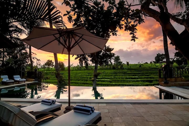 DO 07 - VILLA FOR SALE IN CANGGU BALI