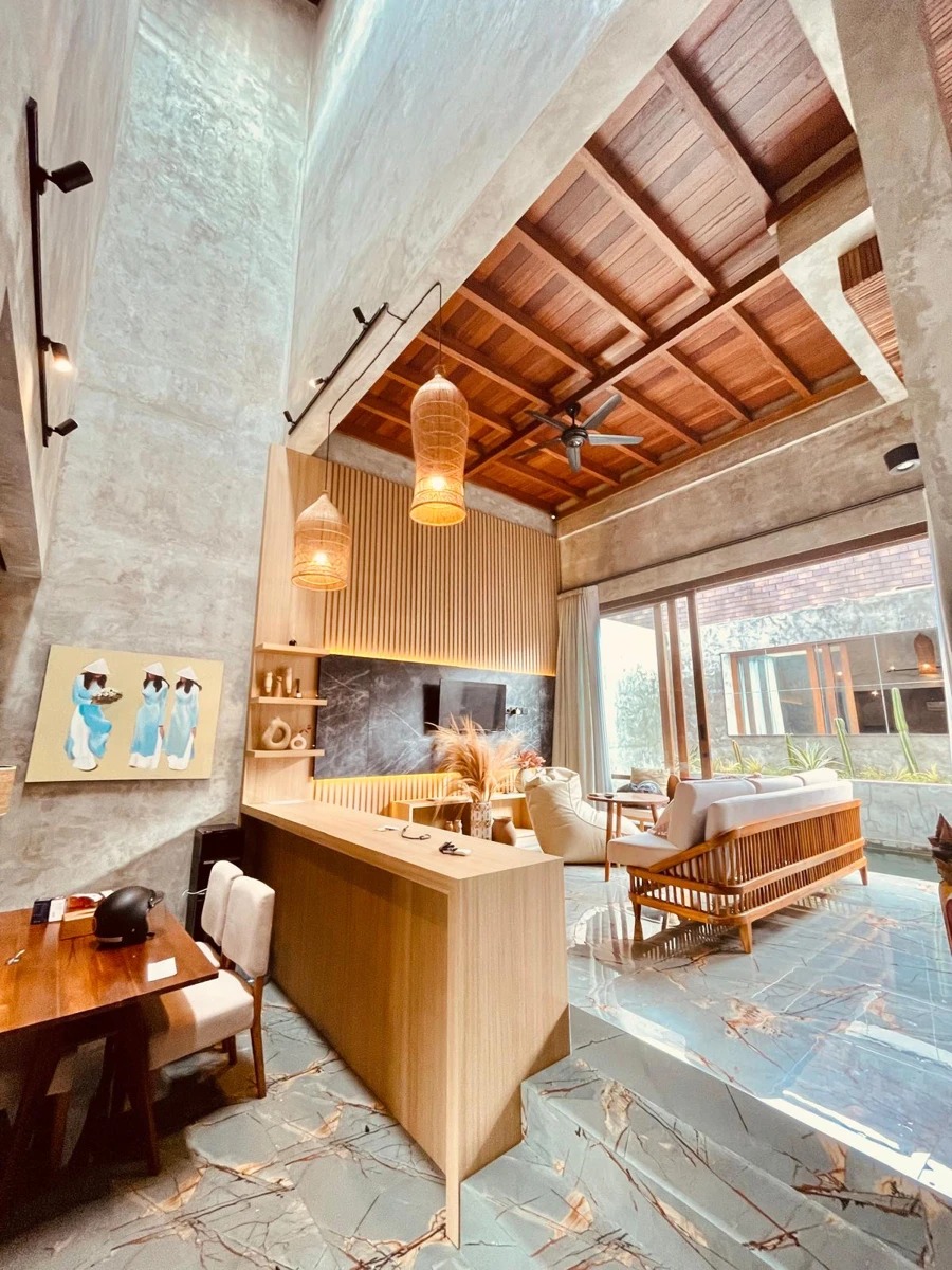 Industrial Villa in Pererenan