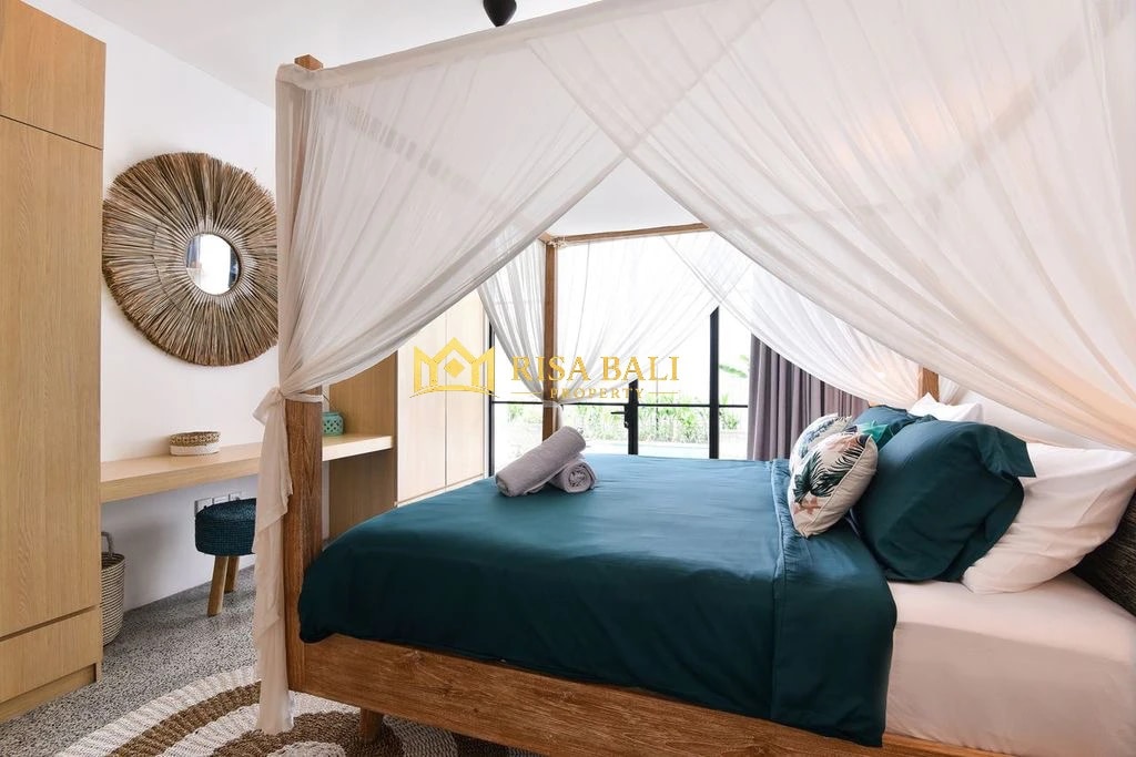 LUXURY 4-BEDROOM VILLA WITH OCEAN VIEWS
