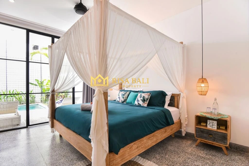 LUXURY 4-BEDROOM VILLA WITH OCEAN VIEWS
