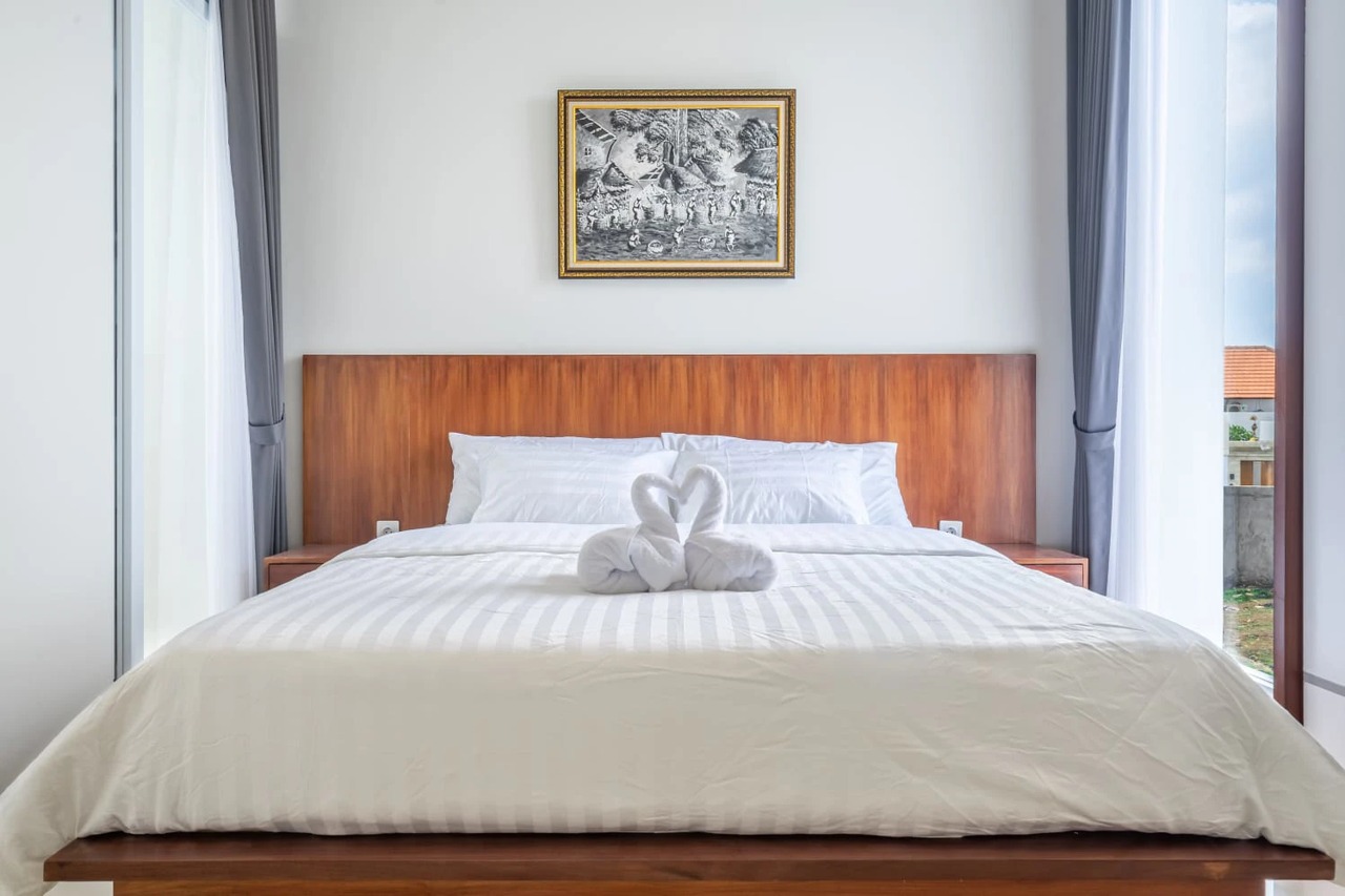 Modern 3-BR Villa in Tranquil Babakan