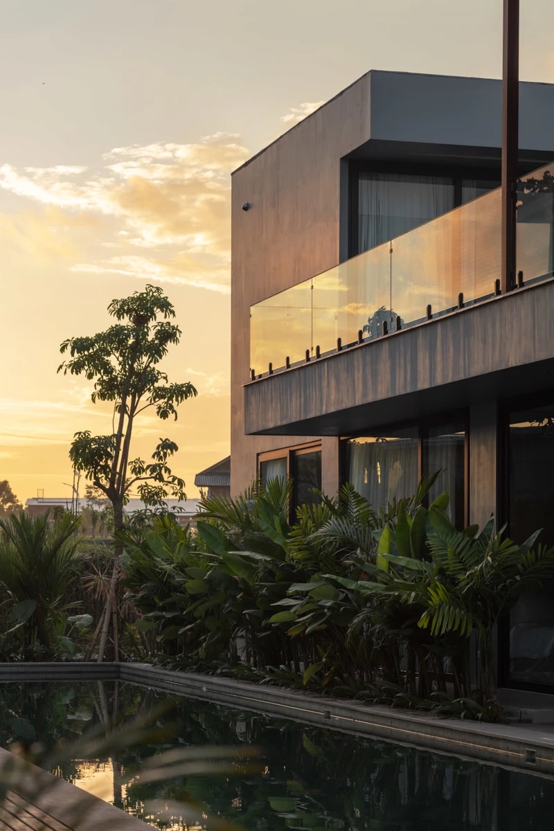 Nuanu 2BR Apt | Pool, Podcast, Nomad