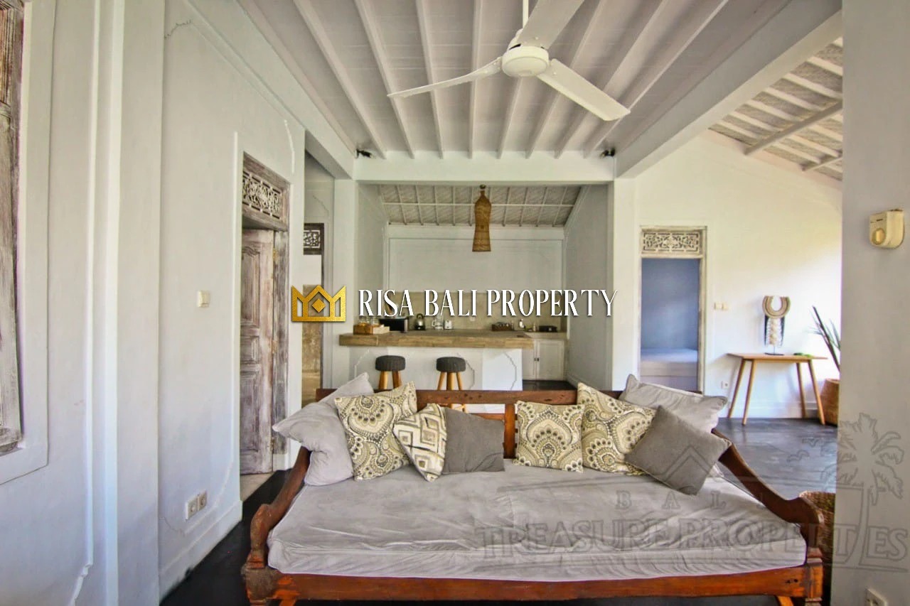 CHARMING 3-BEDROOMS VILLA IN SEMINYAK