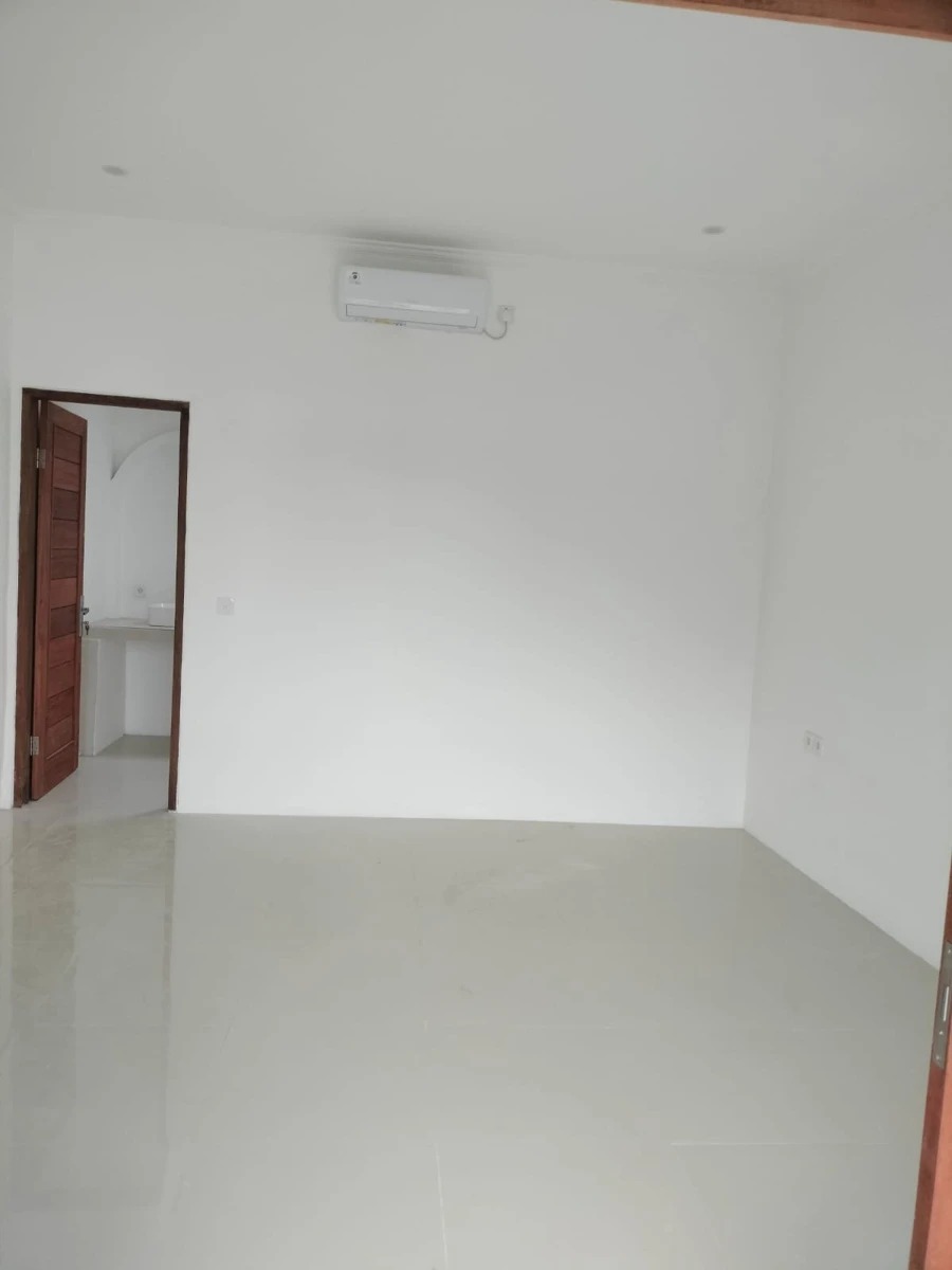 Brand new villa for Rent in jl sempol