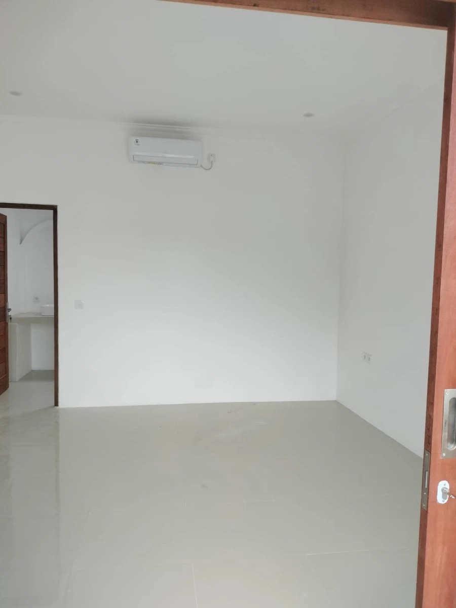 Brand new villa for Rent in jl sempol