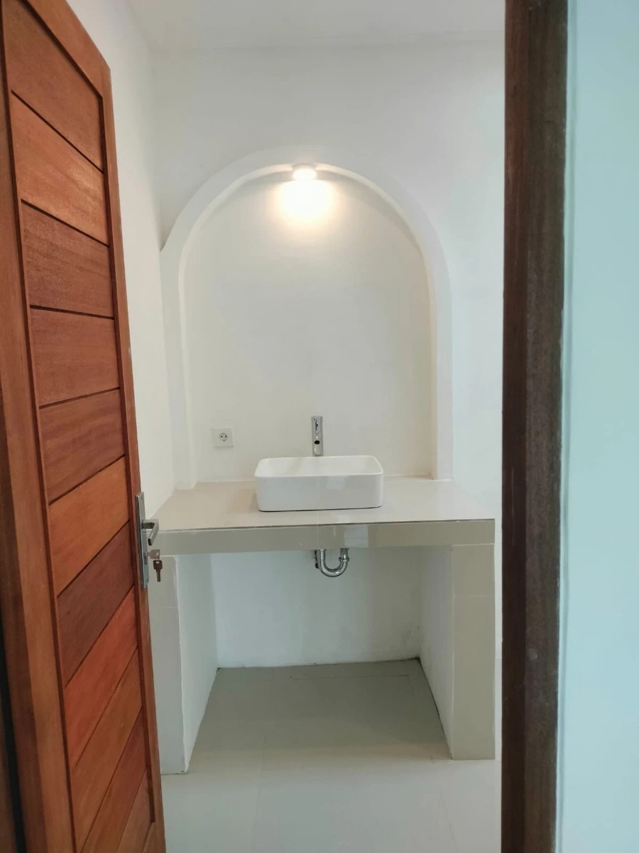 Brand new villa for Rent in jl sempol