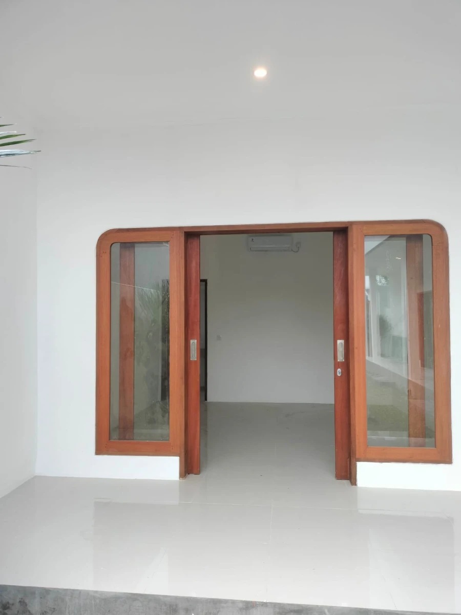 Brand new villa for Rent in jl sempol
