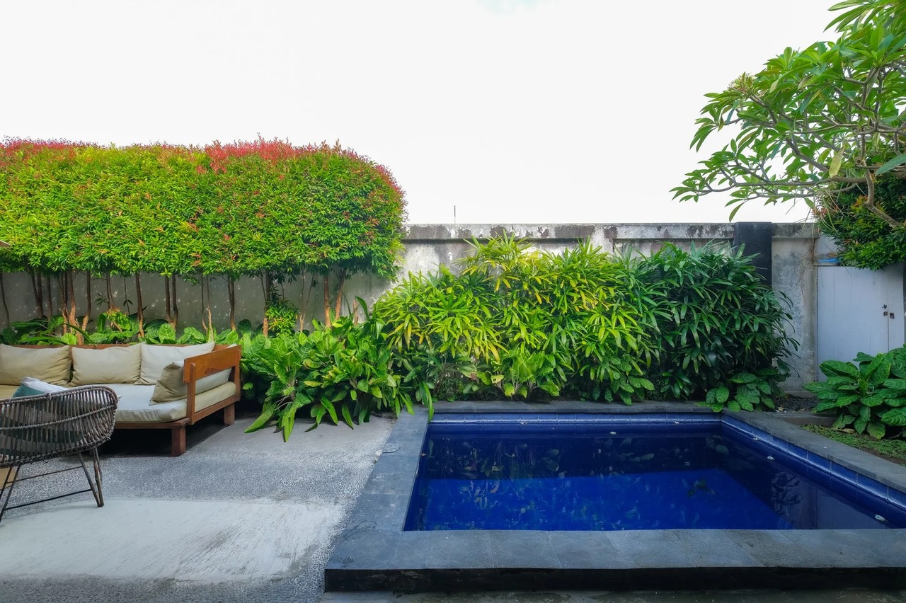 Quiet 3BR Villa w/ Private Pool and West