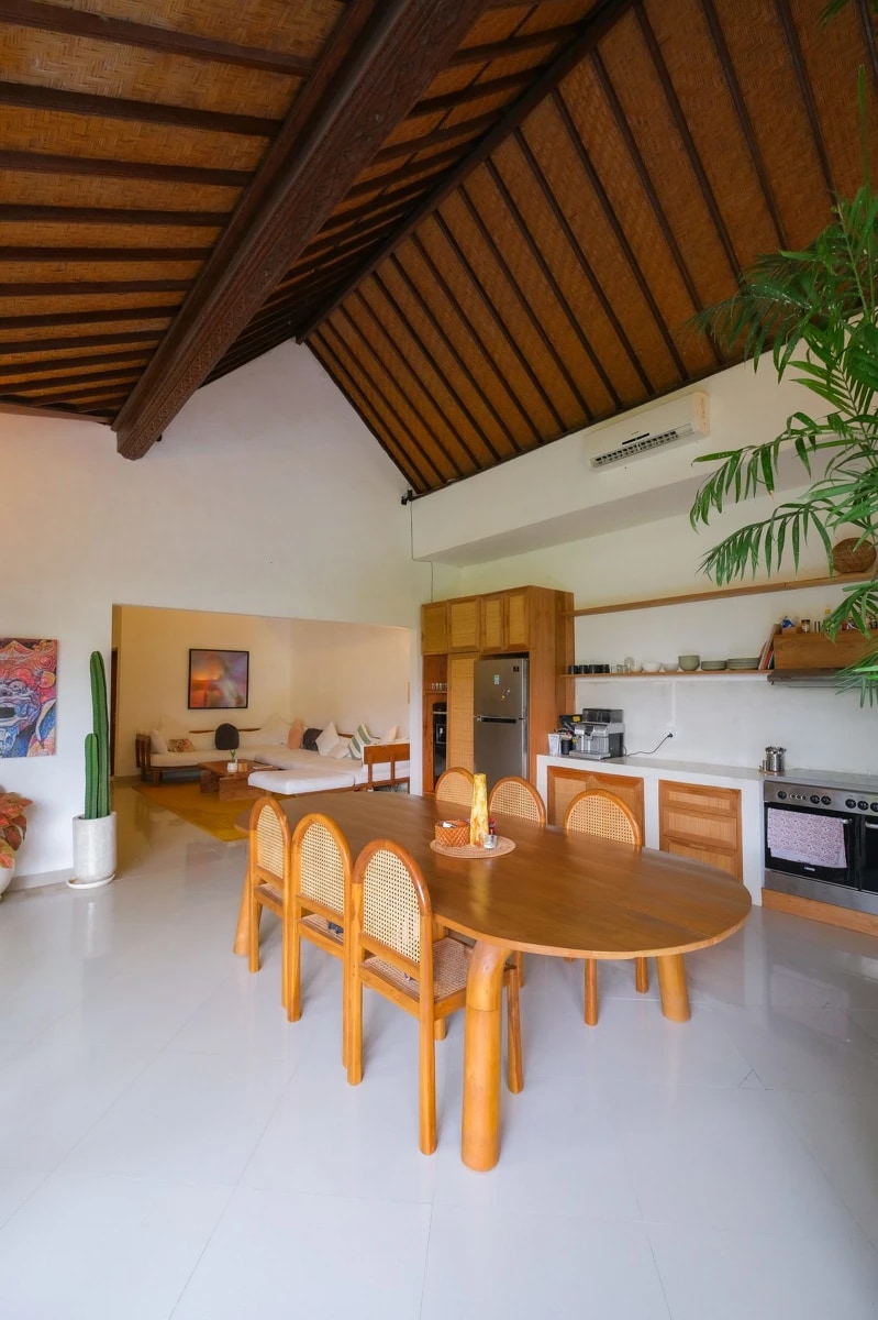 Quiet 3BR Villa w/ Private Pool and West