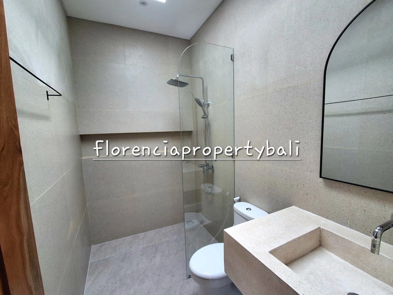 (FW003KE-Y) Comfort Living New Villa