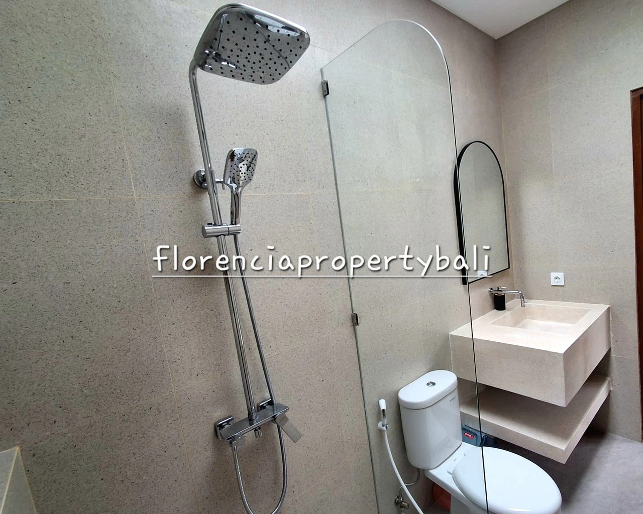 (FW003KE-Y) Comfort Living New Villa