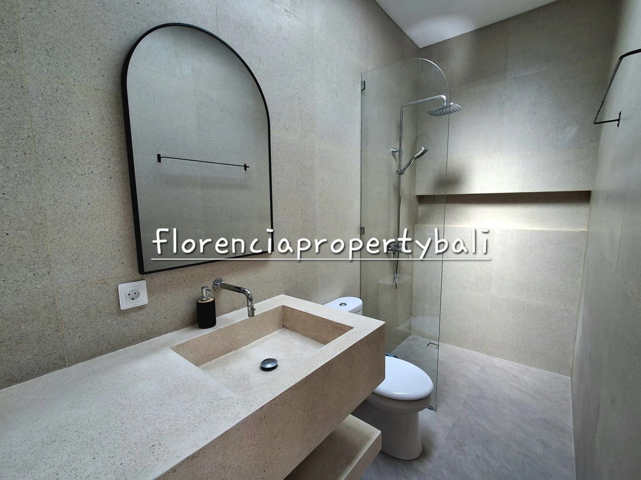 (FW003KE-Y) Comfort Living New Villa