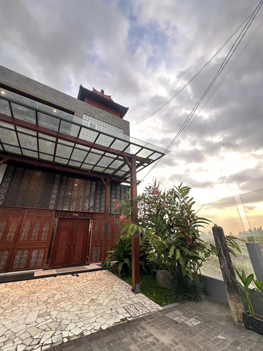 Stunning 3BR Villa with Rice Fields View