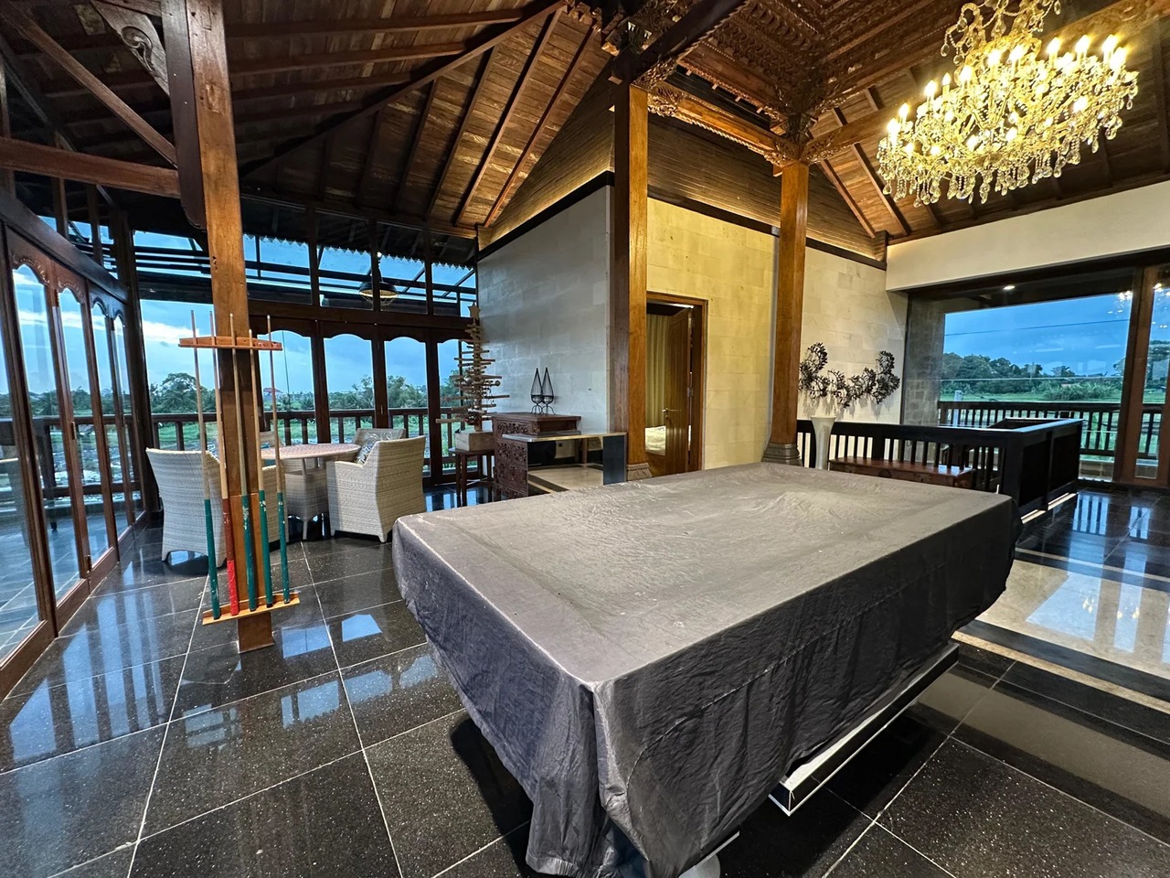 Stunning 3BR Villa with Rice Fields View